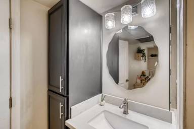 Main picture of 4205 Ohio St