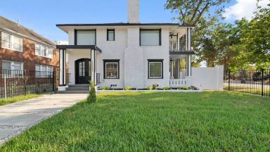 Main picture of 2119 Isabella St