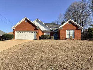 Main picture of 5004 Hunter Ln