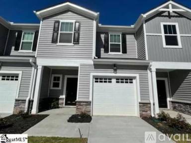 Main picture of 4 Outback Dr