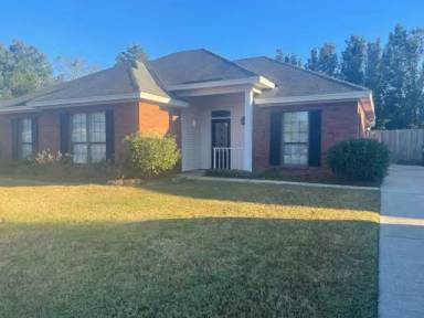 Main picture of 610 River Ridge St