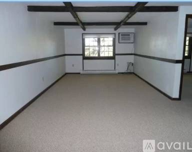 Main picture of 42 Swanson Ct