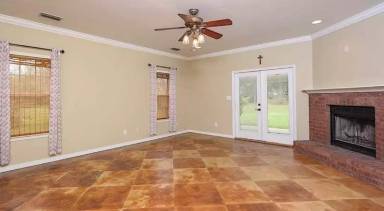 Main picture of 15660 Silverhill Ave