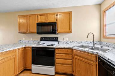 Main picture of 2100 Atwood Ln