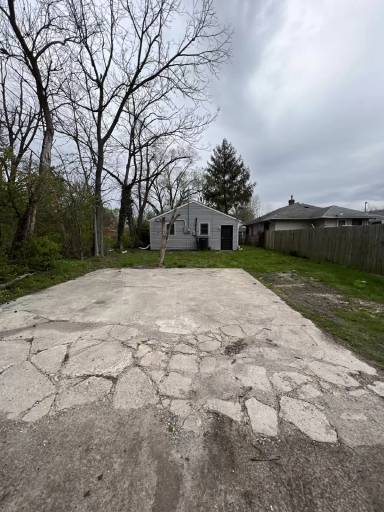 Main picture of 2018 N Dearborn St