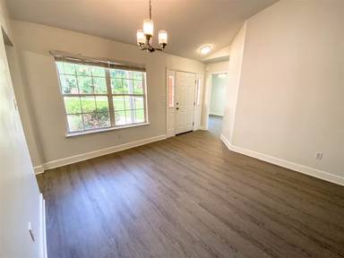Main picture of 1301 Sumerlin Dr