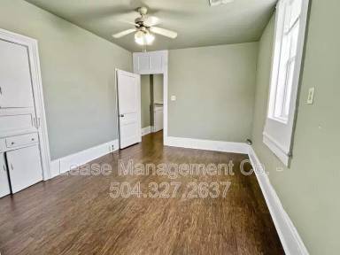 Main picture of 2327 Ursulines Ave