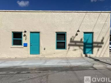 Main picture of 333 E Organ Ave