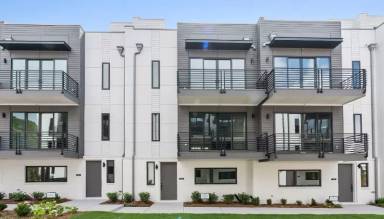 Main picture of 438 Plateau Pl NW