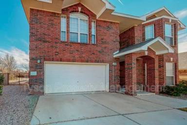 Main picture of 6916 La Merido Ave NE