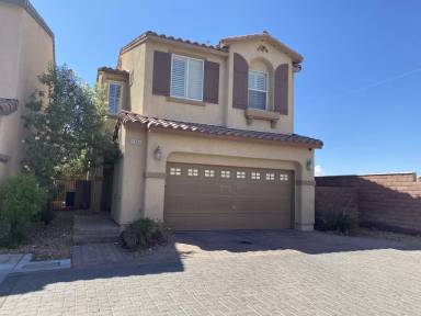Main picture of 9265 Opal Hills Ln