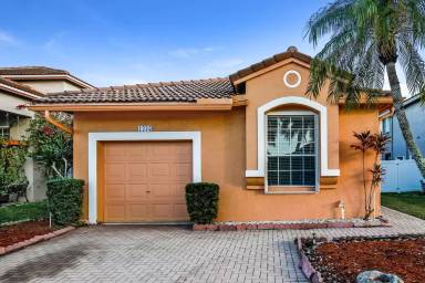 Main picture of 1235 NW 192nd Way