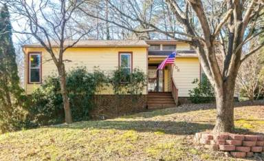 Main picture of 408 Ashebrook Dr
