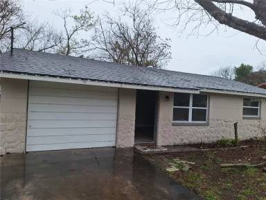 Main picture of 7908 Butler Ave