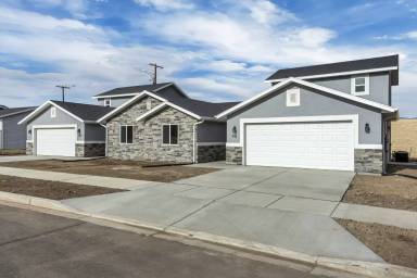 Main picture of 539 N Douglass Dr