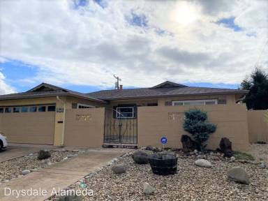 Main picture of 4572 Theresa Ave