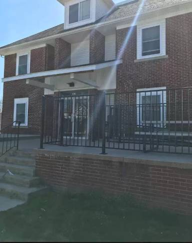 Main picture of 1605 N Mulberry St