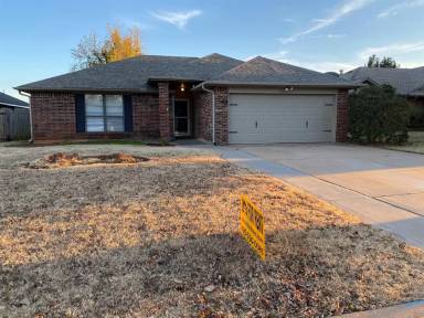 Main picture of 1704 Park Lane Dr