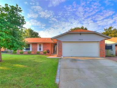 Main picture of 3900 Hiddleston Cir