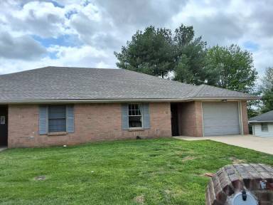 Main picture of 104 Cottage Cir