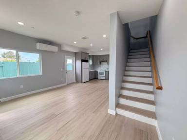 Main picture of 5256-5260 Groveland Drive Apartments