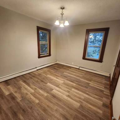 Main picture of 266 Grove St