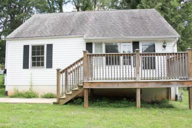 Main picture of 1616 Center Ave