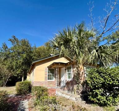 Main picture of 1109 W 31st St