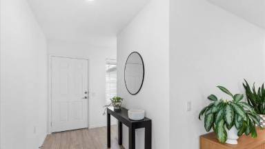 Main picture of 4518 Martin Way