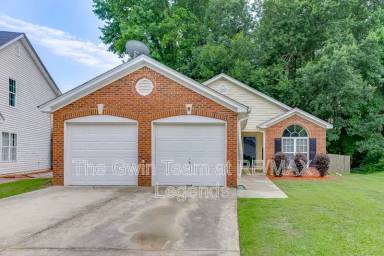 Main picture of 2195 Oakland Spring Dr