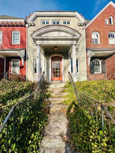 Main picture of 3406 Ellwood Ave