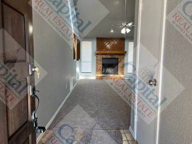 Main picture of 1013 W Gladys Way
