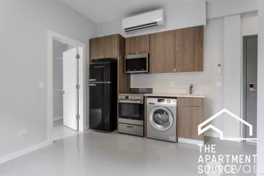 Main picture of 4700 N Racine Ave