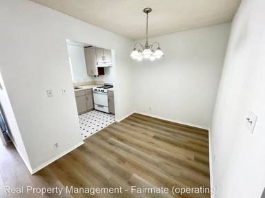 Main picture of 284 S Union Ave