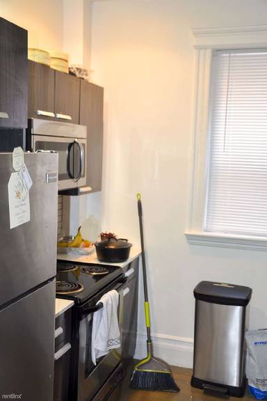 Main picture of 64 Queensberry St