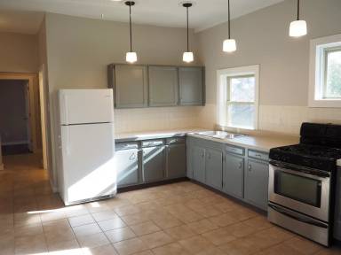 Main picture of 515 Maple St