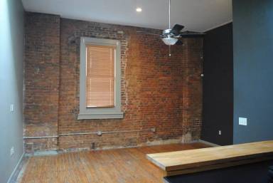 Main picture of 829 S Railroad Ave