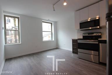 Main picture of 940 Winona