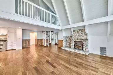 Main picture of 421 Agate Rd
