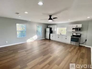 Main picture of 5218 Denaud Ct