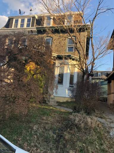 Main picture of 334 W Manheim St