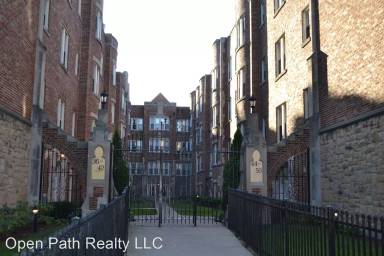 Main picture of 38 N Menard Ave