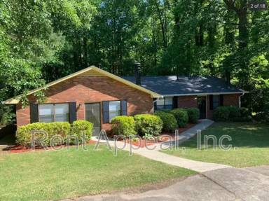 Main picture of 105 Laurie Dr