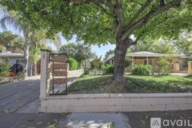 Main picture of 2415 58th St