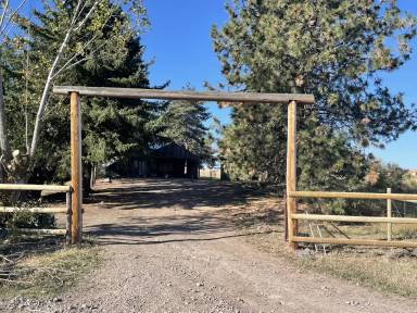 Main picture of 39141 Reeves Ln