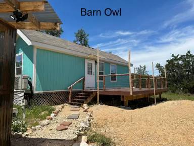 Main picture of 501 Owl Hollow Rd