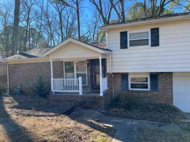 Main picture of 12202 Greenleaf Dr SE
