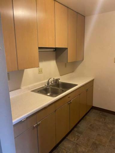 Main picture of 220 28th Street Dr SE