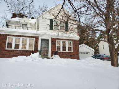 Main picture of 15 E Kent Rd