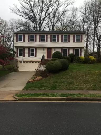Main picture of 15989 Cove Ln